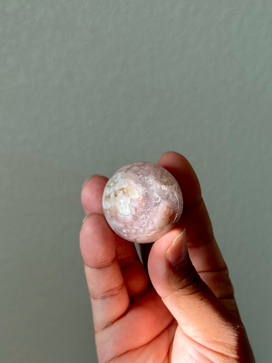 [8] Flower Agate Sphere
