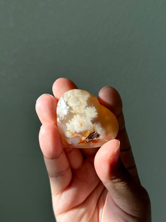 [10] Flower Agate Heart